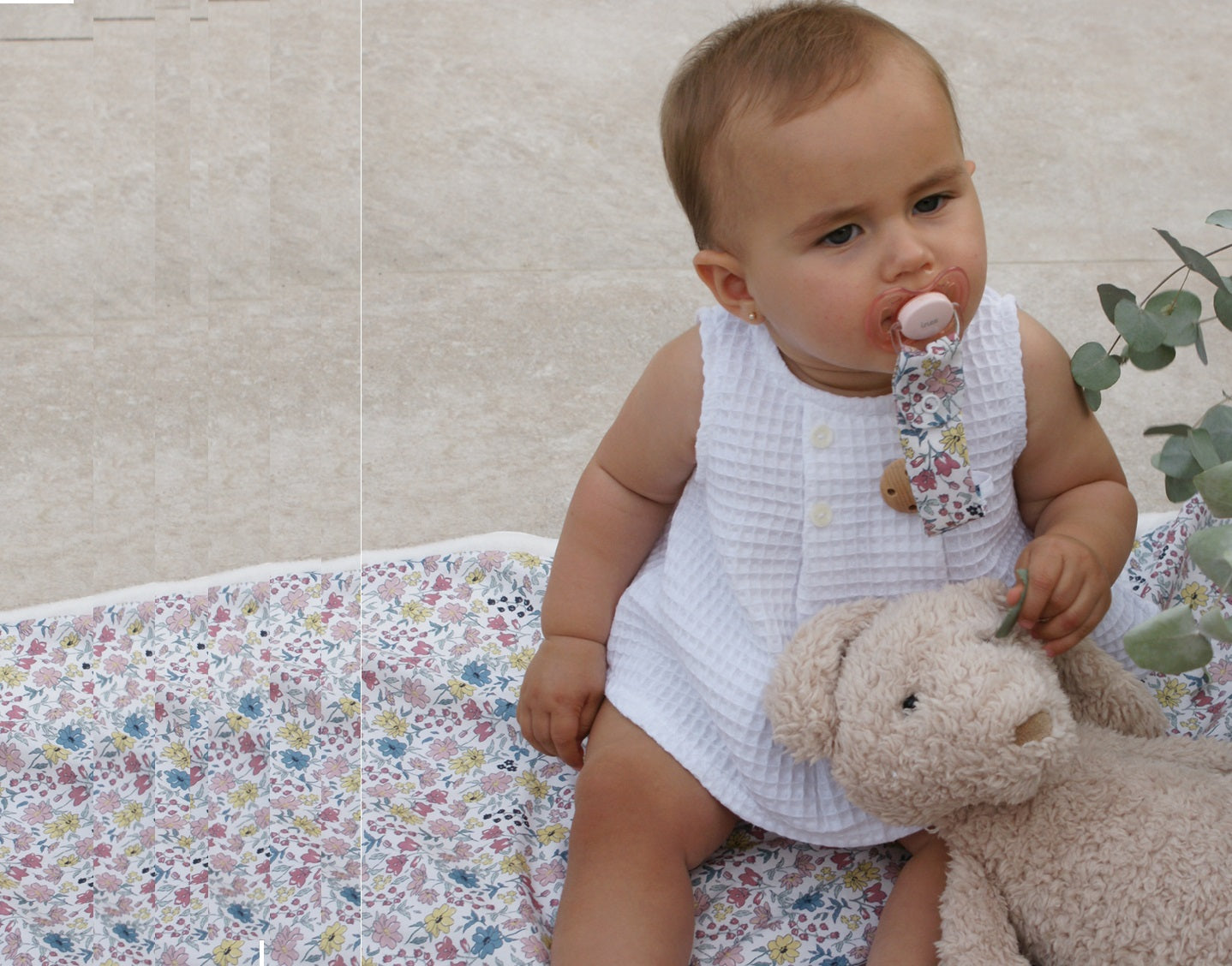 Vestido con pololo waffle blanco