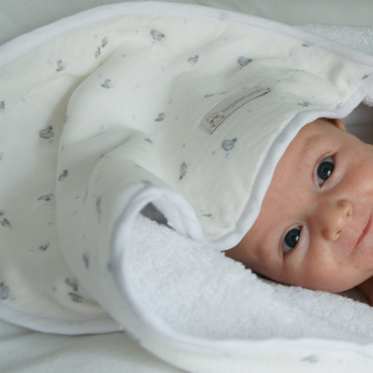 TOALLA CAPUCHA PAJAROS GRIS