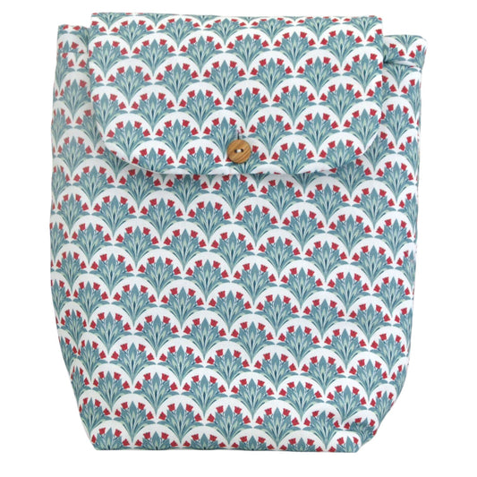 Mochila para la guardería impermeable por dentro, de estampado divertido. Se puede personalizar con el nombre de la niña.