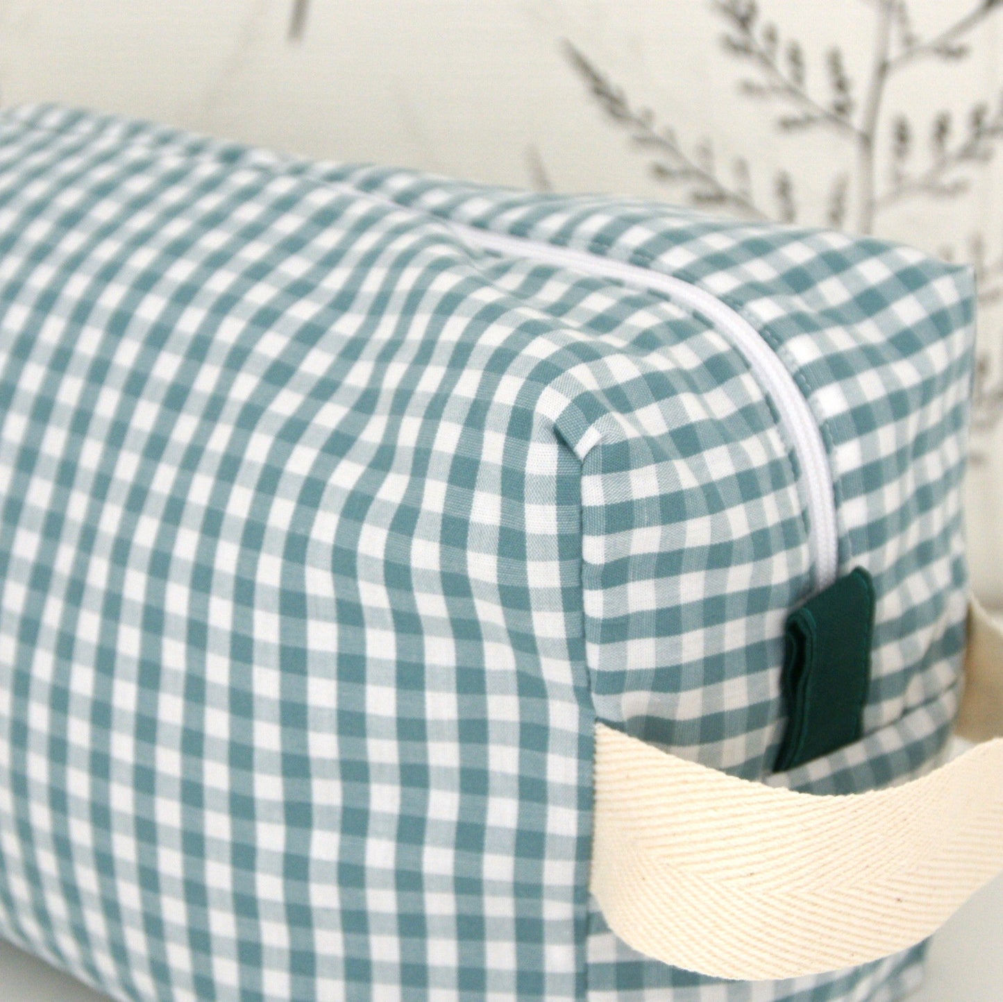 Neceser grande de viaje con gran capacidad, estampado vichy verde