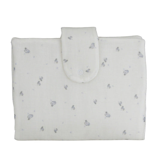 Funda portadocumentos blanca con estampado de pajaritos